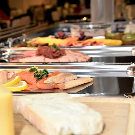 Am Spisertor Hotel 2*