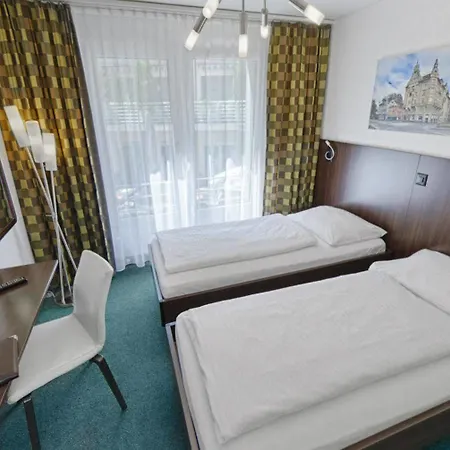 Am Spisertor Hotell 2*